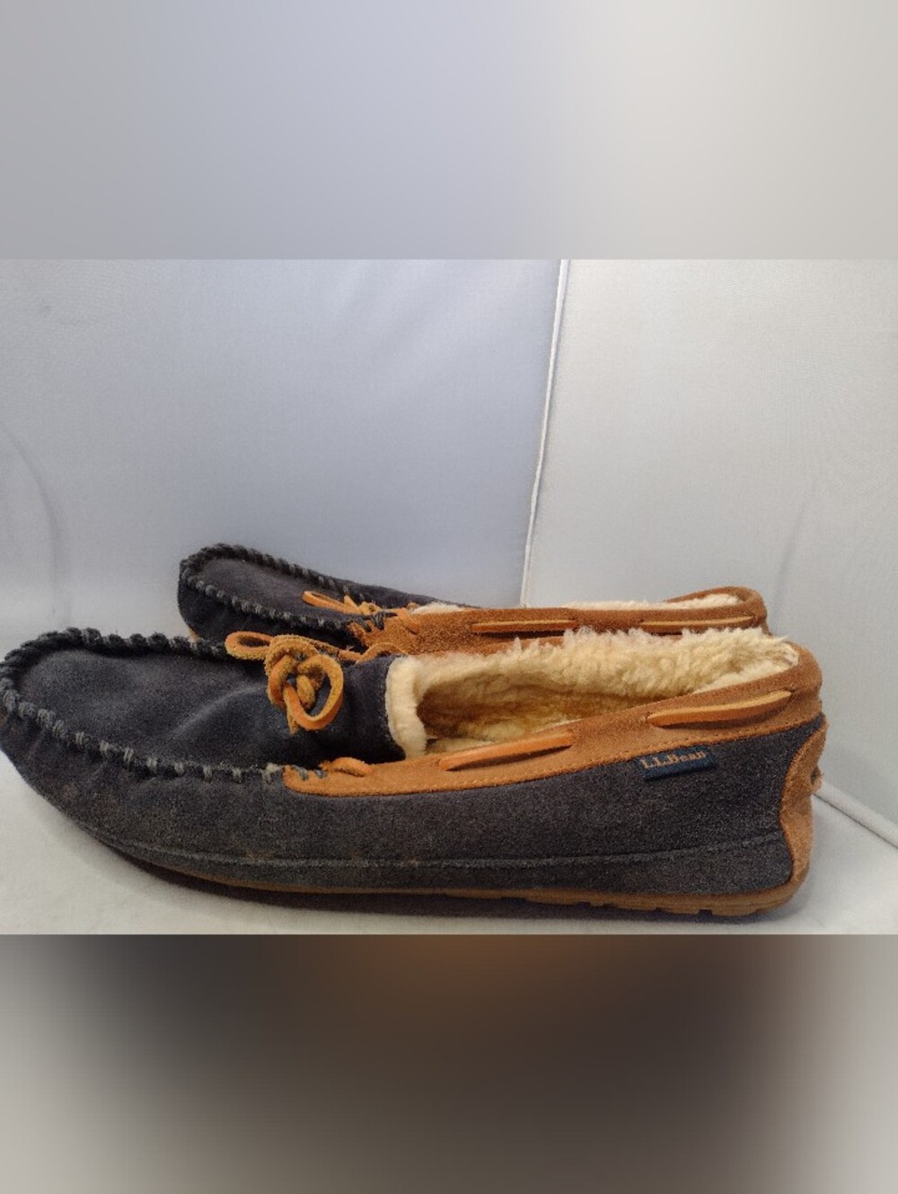 L.L. Bean Men's Wicked Good Shearling Leather Moccasin Slippers Size 12 Navy B16